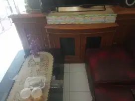 Jual meja tv masih bagus