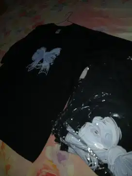 Baju kaos wanita