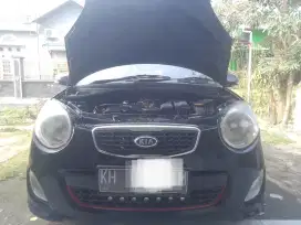 Di jual mobil kia pikanto cosmo manual thn 2011 pakayan kami pribadi