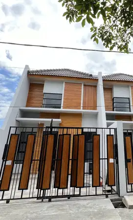 Rumah Baru Siap Huni Di Medokan Medayu Rungkut Dekat UPN dan Wonorejo