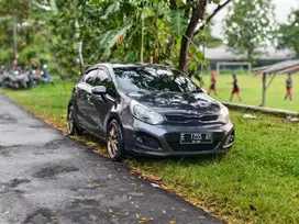 KIA RIO 2012 SE 1.4 AUTOMATIC