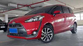 [OLXmobbi] Toyota Sienta 1.5 V Bensin-AT 2019 Merah