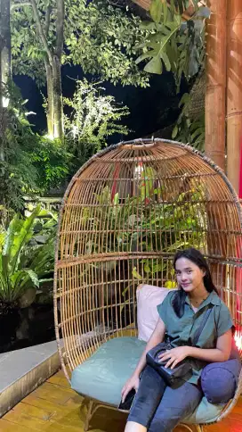 CARI KERJAAN HOST LIVE