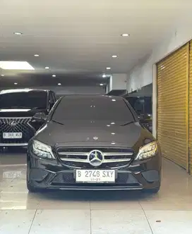 Mercedes C200 EQ Boost 2019 May Automatic Hitam Metalik Vieta Motor