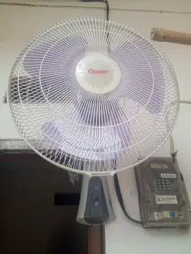 Kipas angin dinding 16 inch merk cosmos normal siap pakai nego tipis