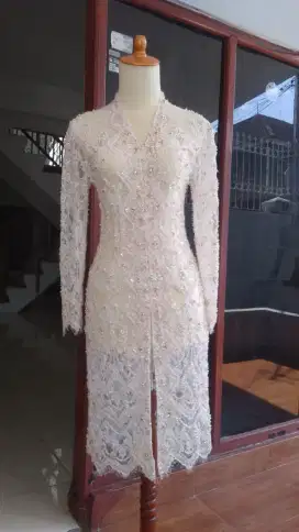Menerima jasa payet kebaya ,gaun, slop d.ll