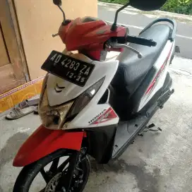 Beat 2015 istimewa putih kondisi Mulus