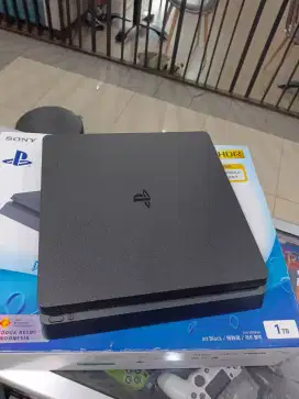 Ps4 Slim 1TB second / bekas