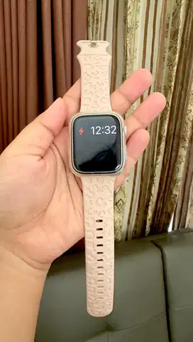 Apple watch series 7