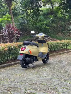 jual cepat vespa sprint 150