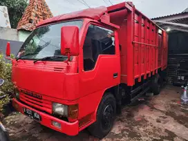 TRUK MITSUBISHI FE 349 TAHUN 2004