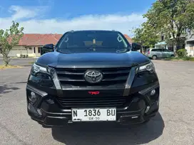 FORTUNER VRZ 2.4 TRD DISEL 2020