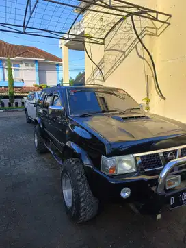 Jual Nissan Terrano Spirit 2004