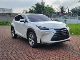 [GARANSI 1TH!!] LEXUS NX200T FSPORT NIK 2015!! WHITE ON RED!!