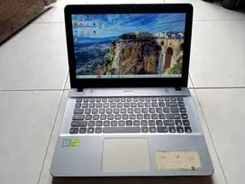ASUS X441UV / Core i3 Gen-6 / nVidia / SSD 256Gb  / 8Gb / 2-3 Jam /TAS