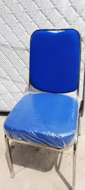 Dijual Kursi Biru Merk Litus