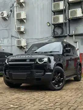 Land rover Defender 110 hitam 2020 A/T