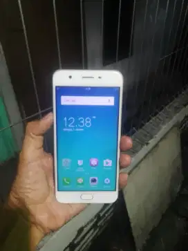 Oppo f1s ram 3/32 jaringan 4g