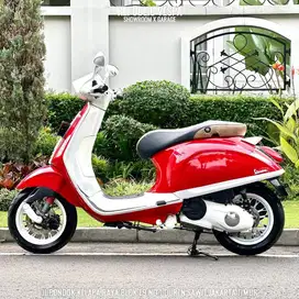 Piaggio Vespa SPRINT 150 3V Tahun 2014 Warna MERAH PERFECT CONDITION M