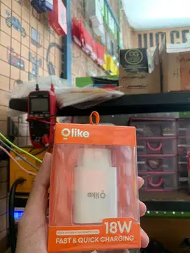 ADAPTER CHARGER OLIKE 18W C304