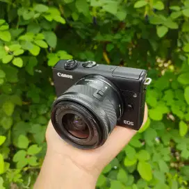 KAMERA MIRRORLLES CANON M200 FULLSET BOX TINGGAL PAKAI