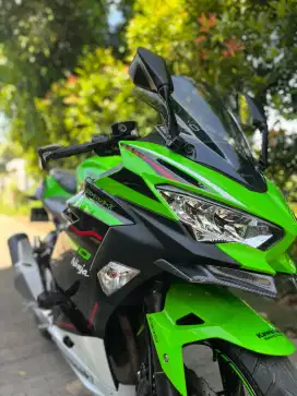Kawasaki Ninja 250FI ABS thn 2021 Siap Pakai KM 13rb