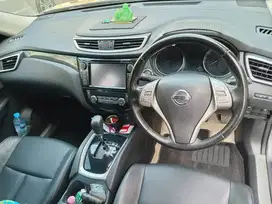 Nissan X-Trail 2016 Bensin