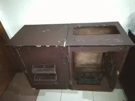 Meja Jahit Jadul / Kuno Singer