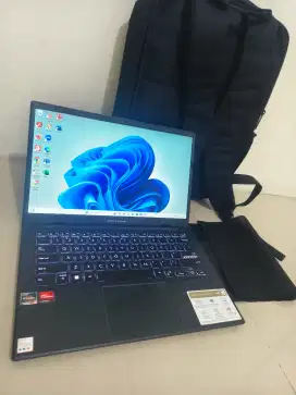 Laptop Asuz Ram8 like new lengkap