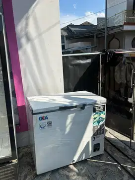 Freezer GEA 220 lt Original Belum Pernah Service