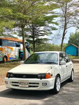 Dijual Mobil Toyota Starlet Tahun 1991 Siap Pakai 1.3 CC Harga Nego