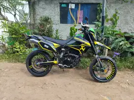 Kawasaki DTracker 250