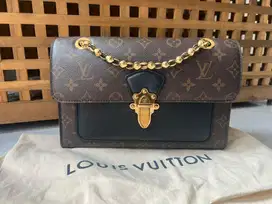 Lv victoire monogram cherry