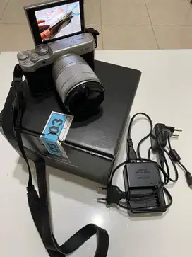KAMERA FUJIFILM X-A10 mulus kayak baru