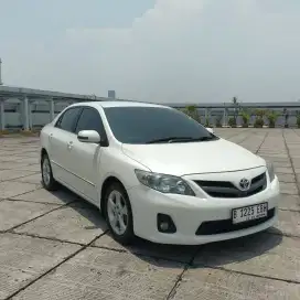 TOYOTA COROLLA ALTIS V 2.0 AT 2011