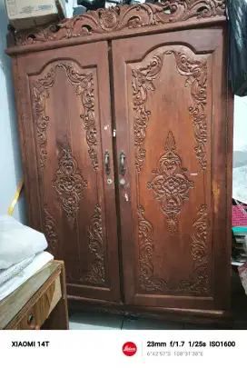 Almari Jati Kuno