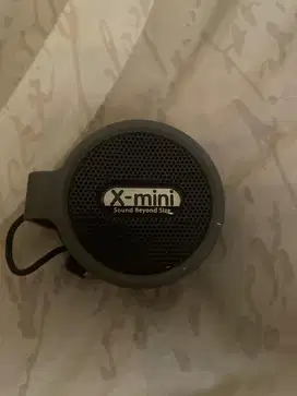 X-MINI SPEAKER .
