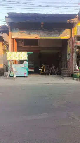 Rumah Usaha Siap Ngomset Lokasi Jl. Raya Pandugo Rungkut Surabaya