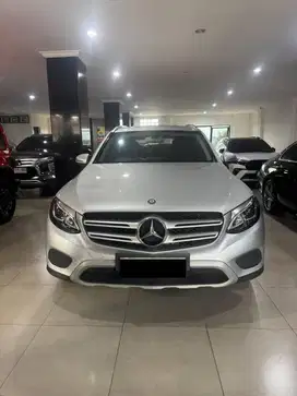 Mercedes Benz GLC 250 4MATIC Tahun 2017