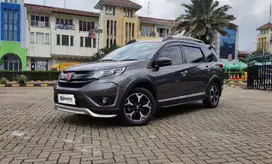 TDP 8,JT Honda BR-V 1.5 E Prestige Bensin-AT Abu 2017