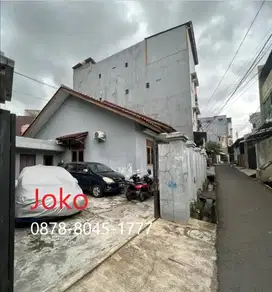 Rumah Kosan 8 Kamar Hitung Tanah di Jl. Kebon Kacang, Tanah Abang