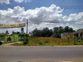 Dijual Tanah Strategis di Pinggir Jalan Raya Merdeka