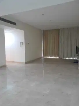 DIJUAL APARTEMEN THESUMMIT KELAPA GADING 42m2 NYAMAN,LANTAI 21,KODE JF