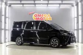 ANTIK TOYOTA VOXY 2.0 AT 2021