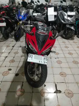 Honda cbr 150 cc 2017 merah hitam