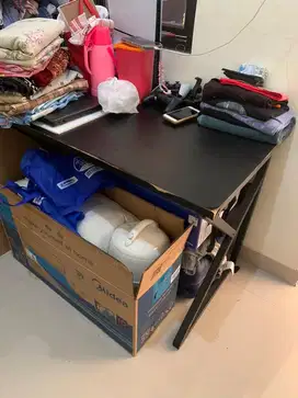 Meja serbaguna / Meja Komputer