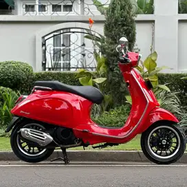 Piaggio Vespa Sprint IGET ABS FACELIFT 150 ie tahun 2019 warna MERAH
