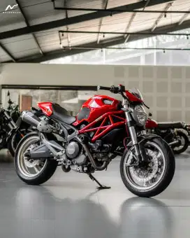 Ducati Monster 795 Red 2012 Low odo