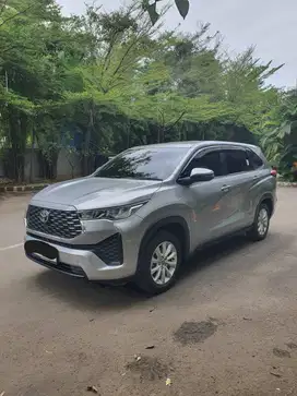 INNOVA ZENIX 2.0 V AT BENSIN