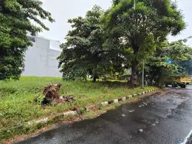 Dijual Tanah Hook Hadap Selatan Timur di Permata Buana